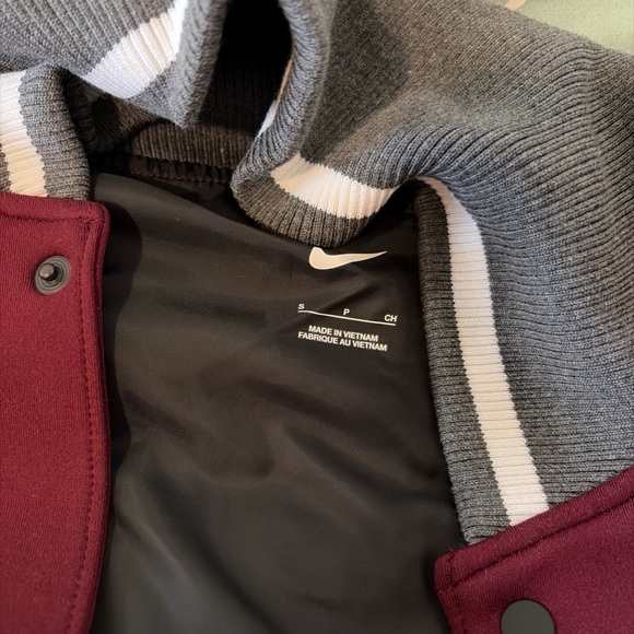 Nike $230 Football Maroon Varsity Letterman Jacket DJ5971-669 Men’s Size: S - Picture 3 of 5